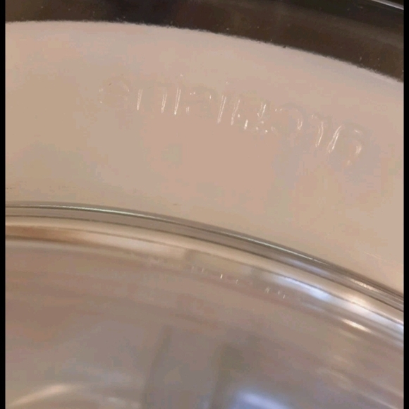 White and Blue Modern Cookware Set for a Contemporary Kitchen - Picture 7 of 7